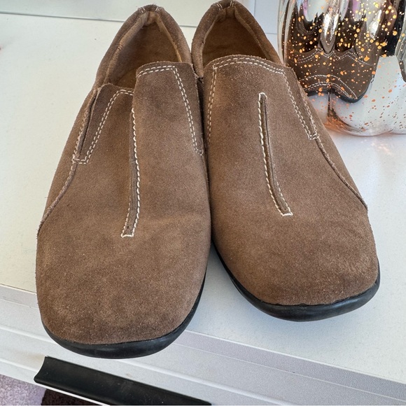 2 FOR $20 Naturalizer Fadrina Leather Suede Loafer Light Brown Comfort Slip On 6 - Picture 2 of 9